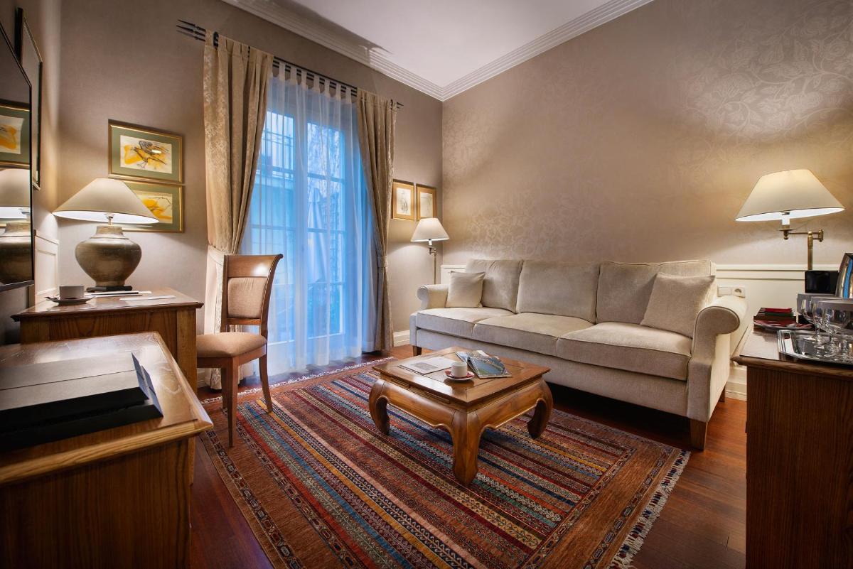 Marrol's Boutique Hotel