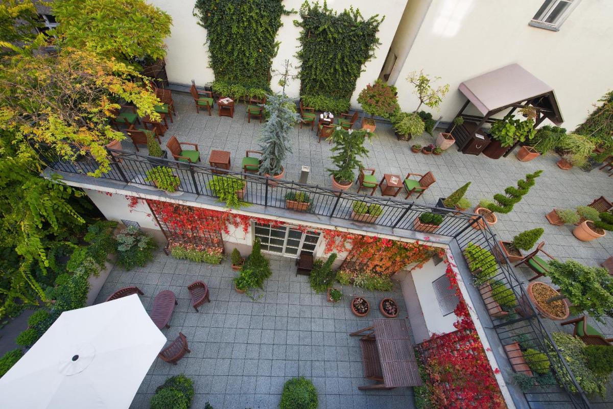 Marrol's Boutique Hotel