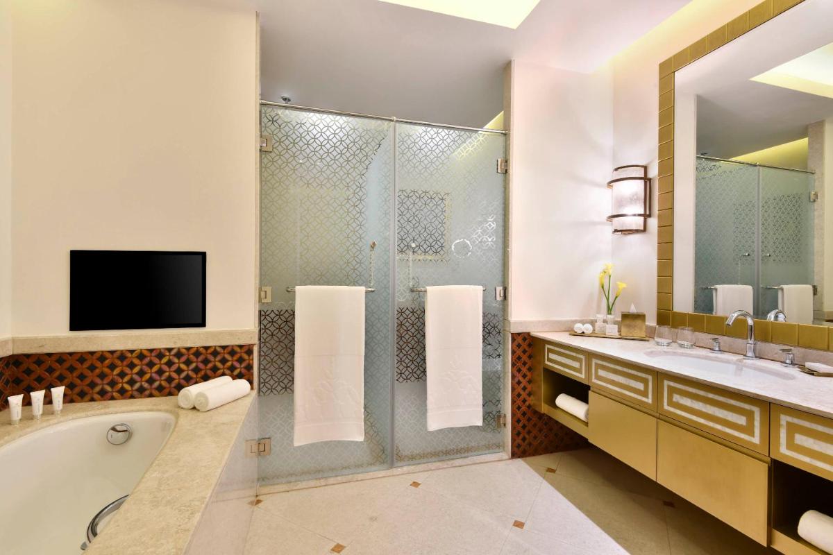 Marsa Malaz Kempinski, The Pearl