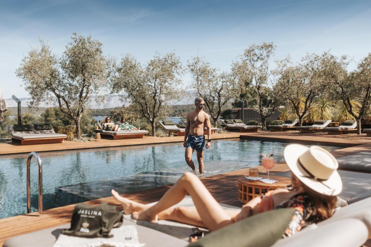 Maslina Resort