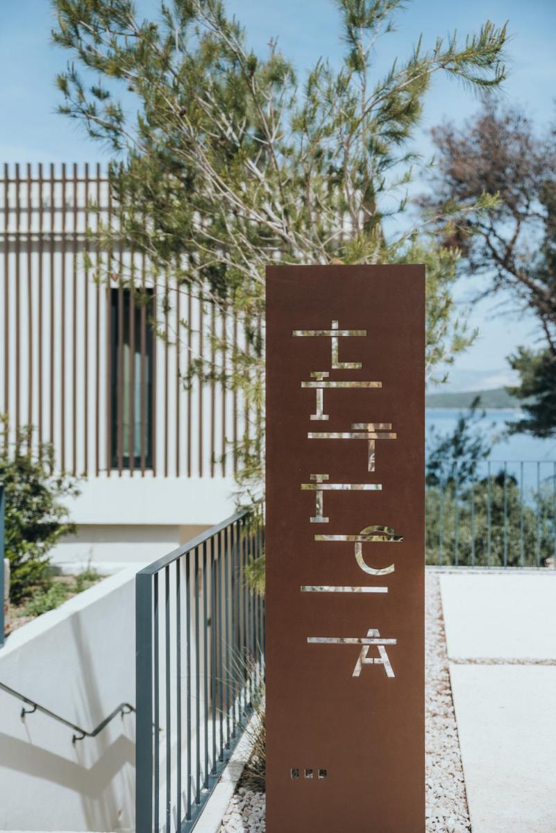 Maslina Resort
