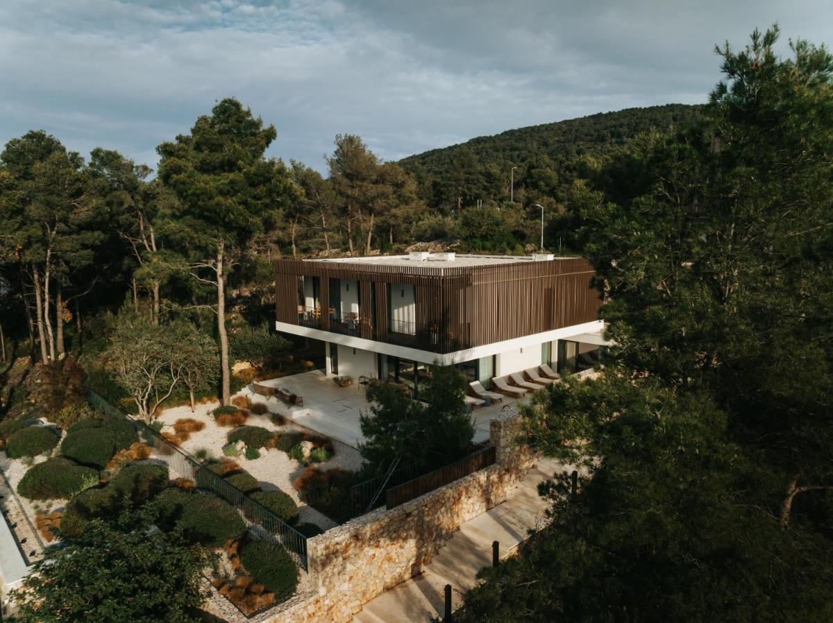 Maslina Resort