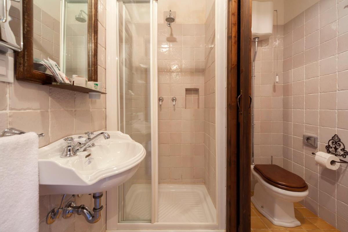 Masseria Fortificata Lo Zafferaneto