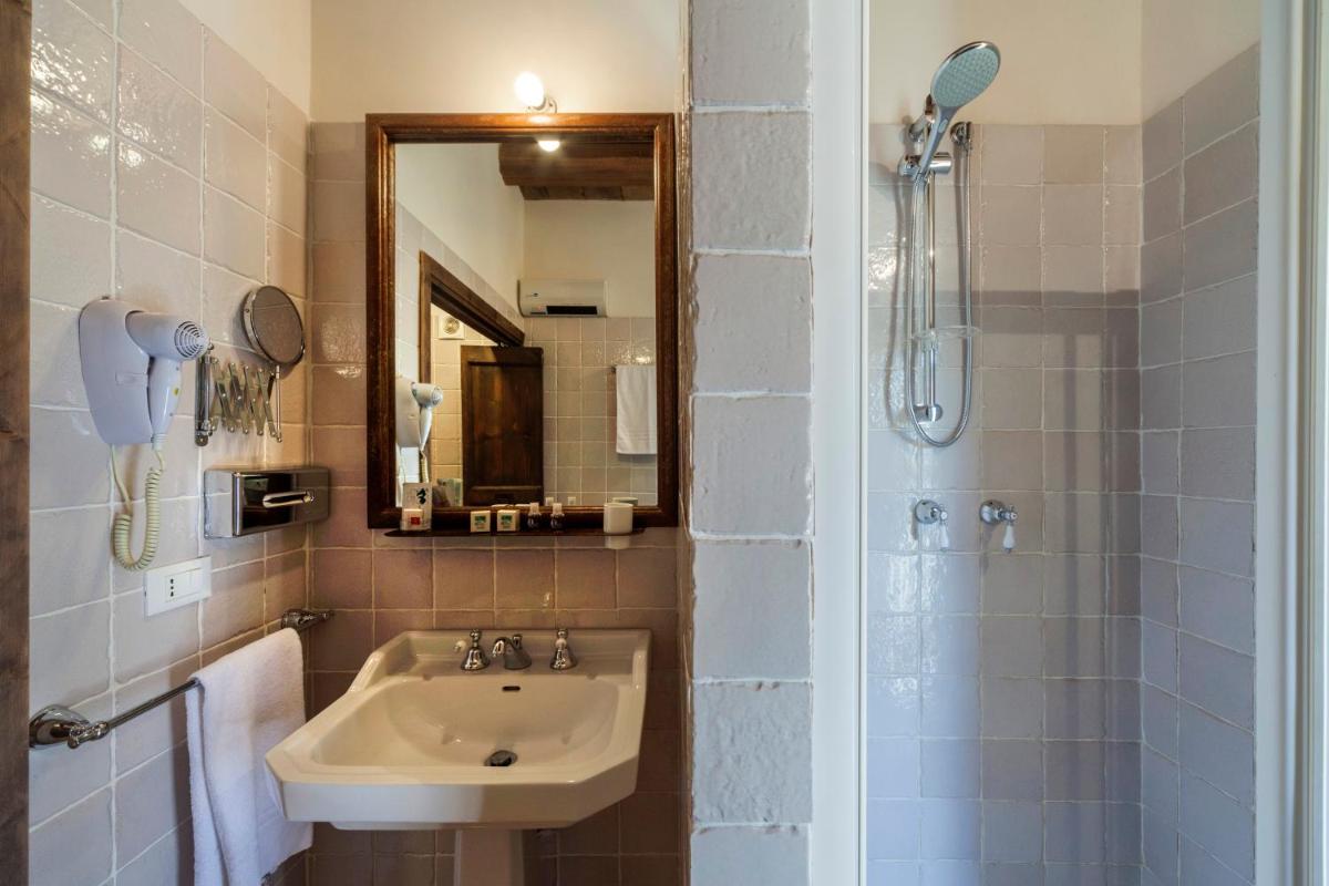 Masseria Fortificata Lo Zafferaneto