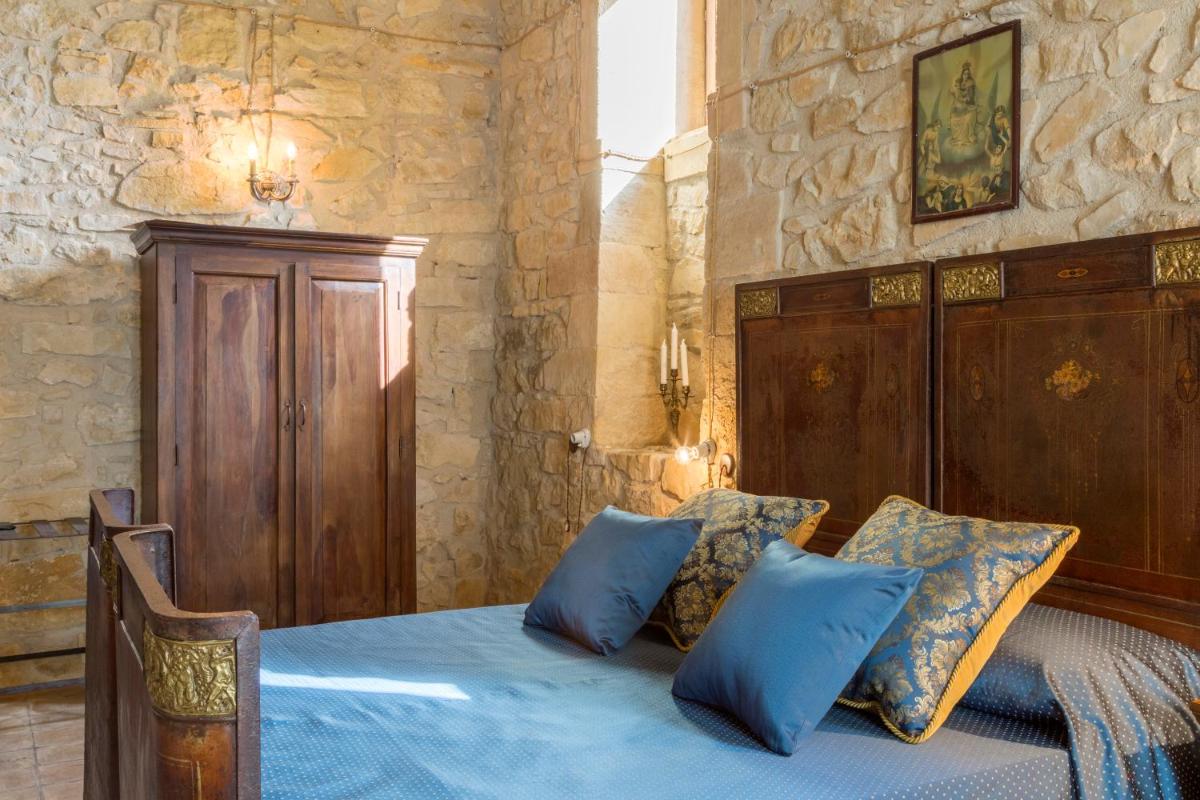 Masseria Fortificata Lo Zafferaneto