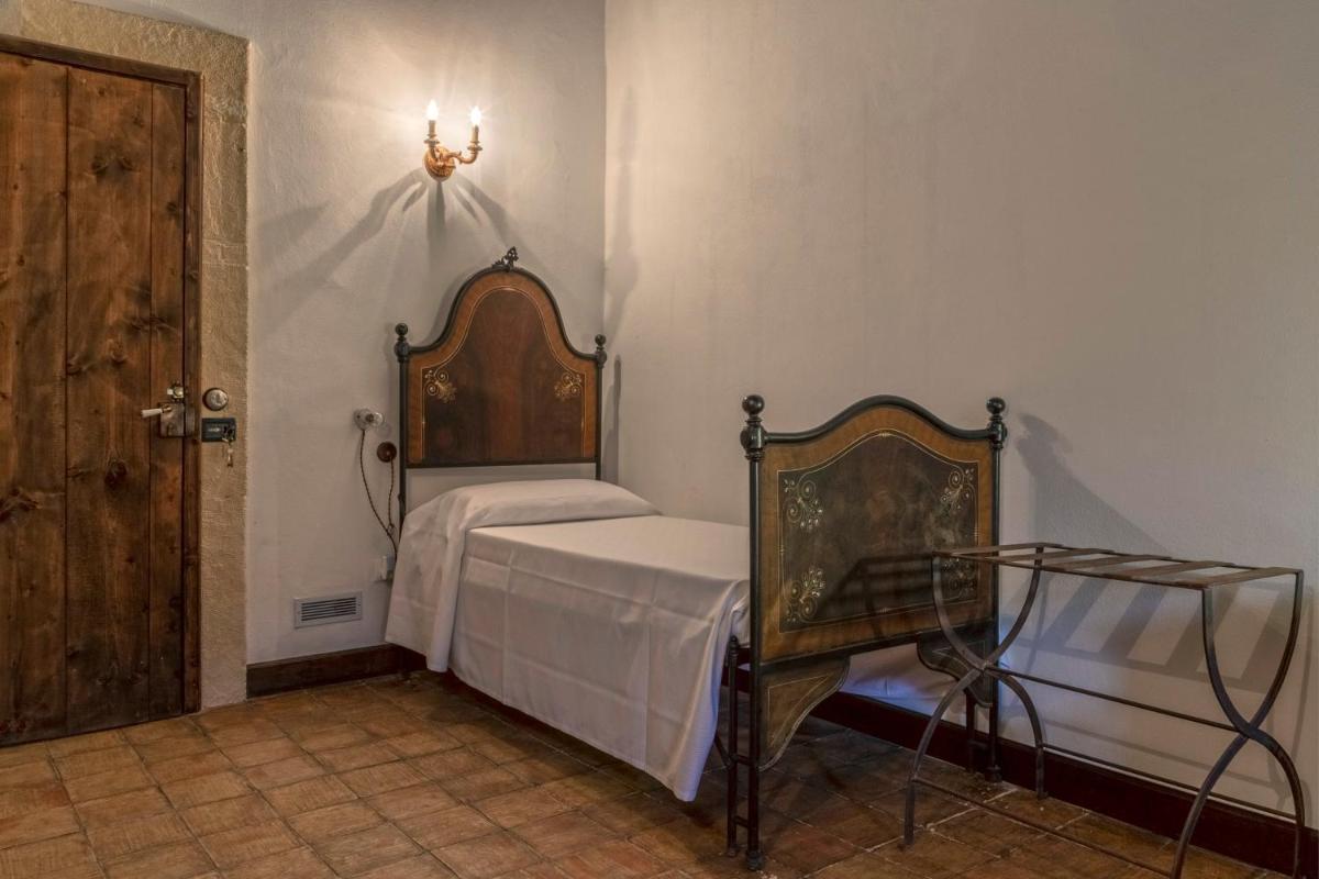 Masseria Fortificata Lo Zafferaneto