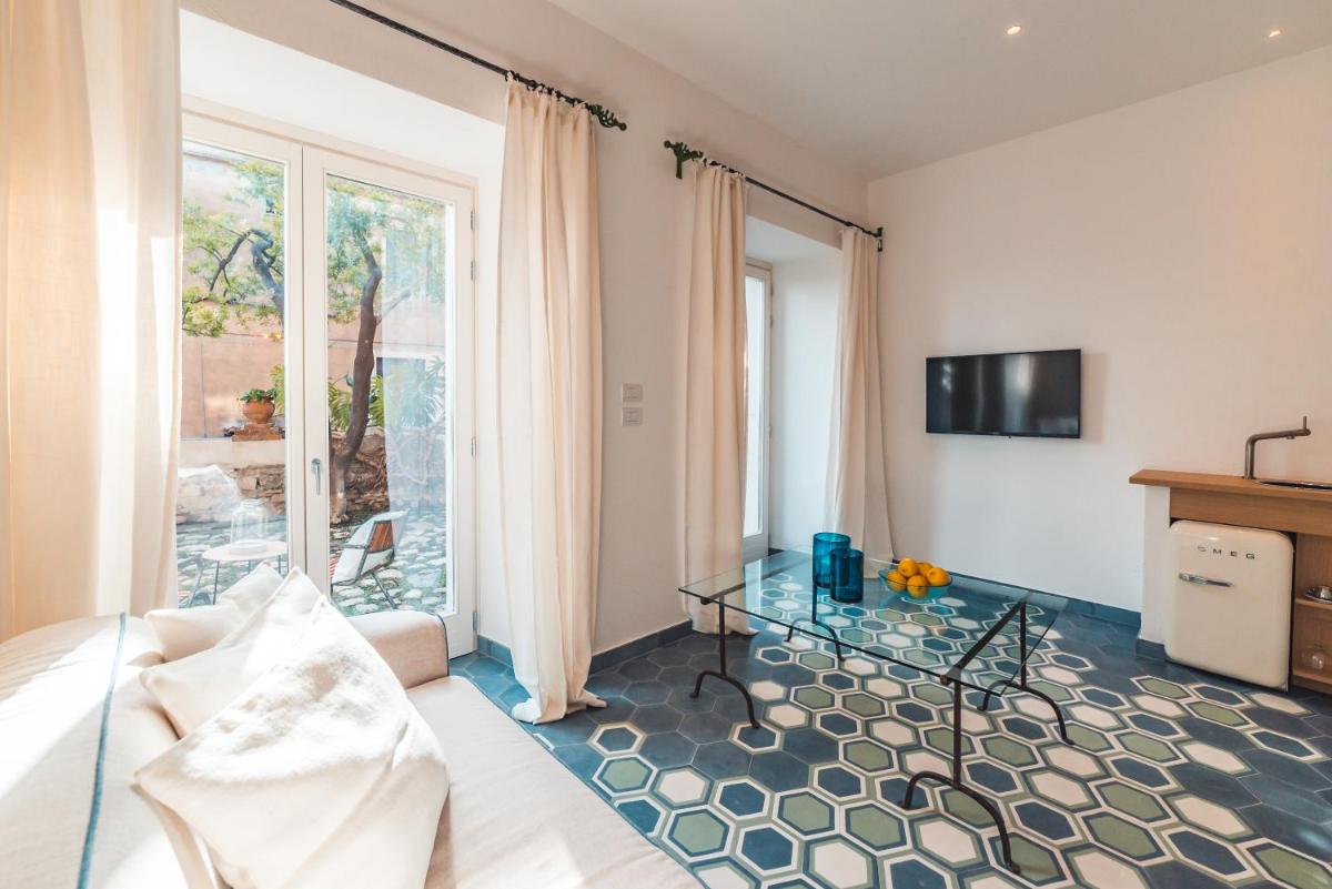 Médousa Bistrot & Suites