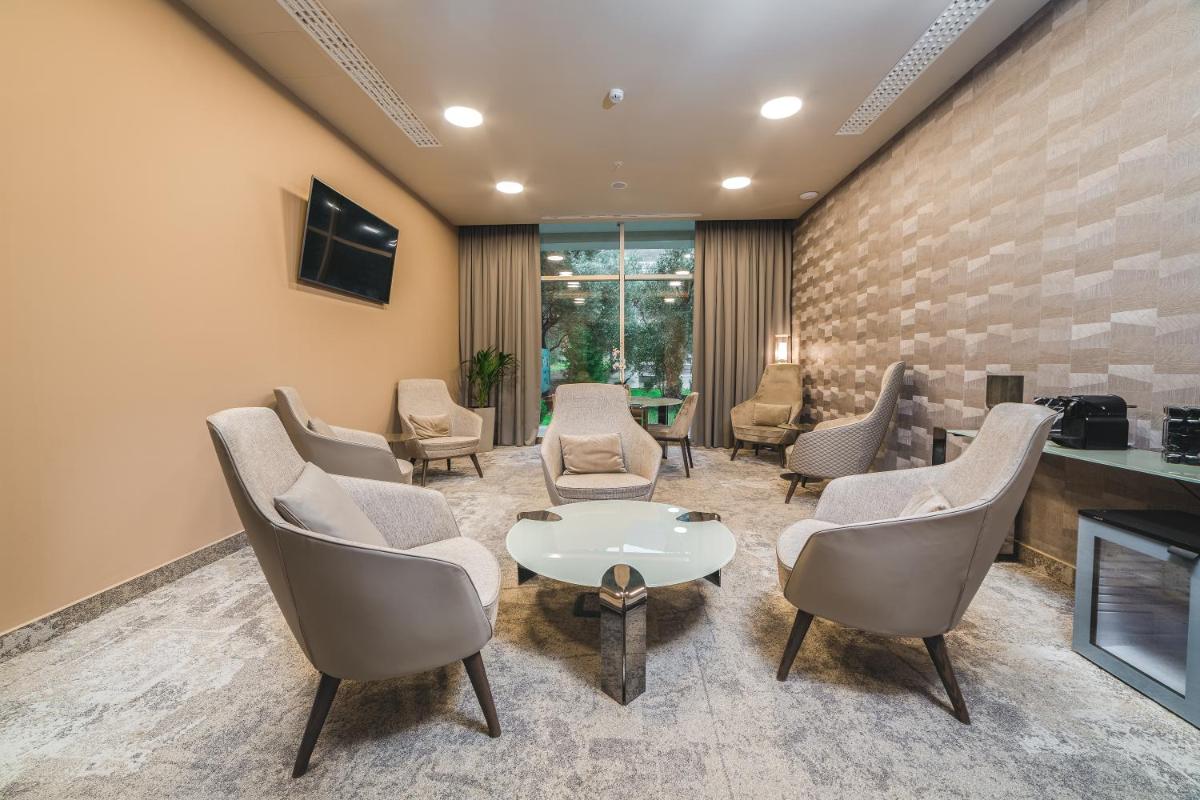 Hotel AMI Budva Petrovac