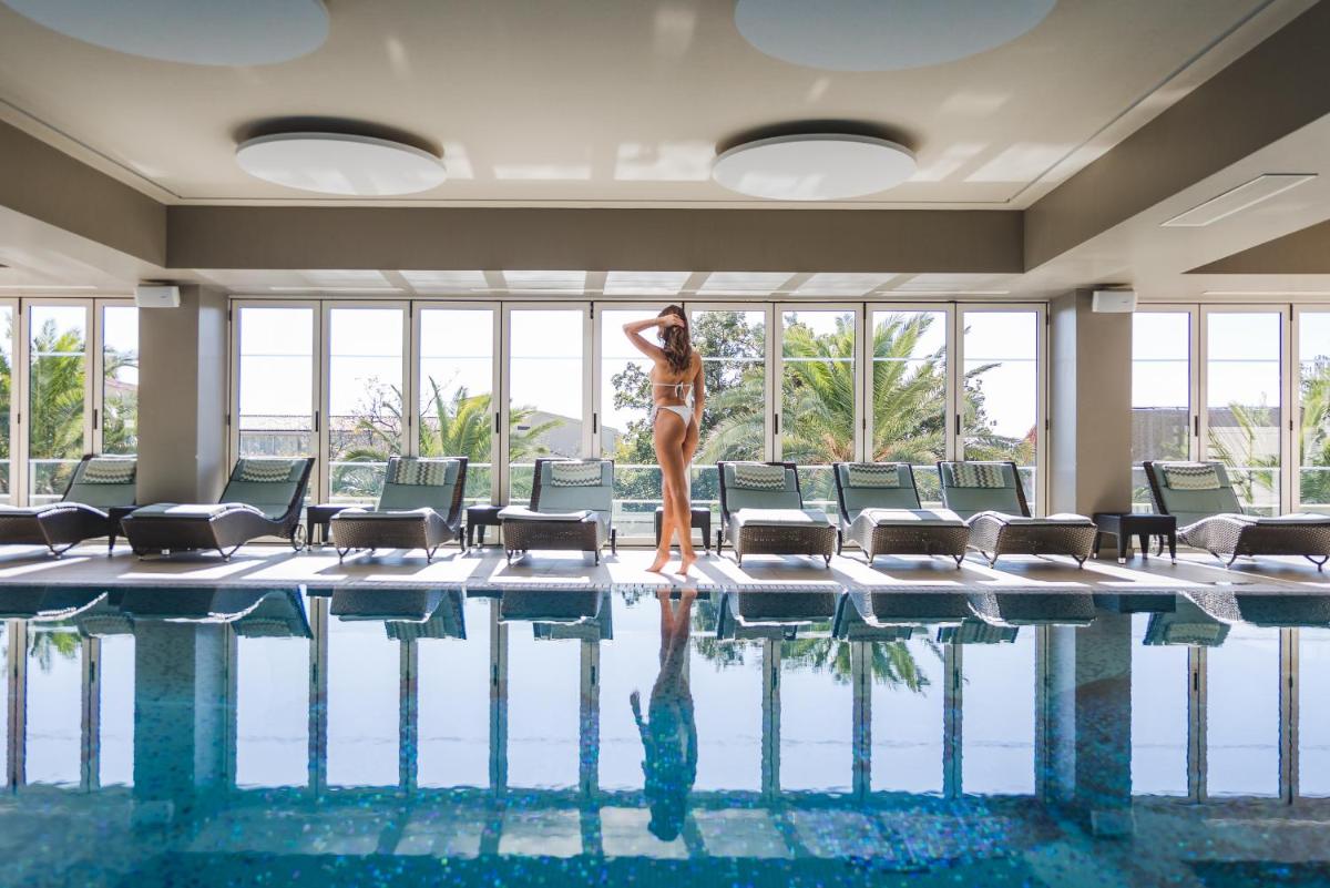 Hotel AMI Budva Petrovac