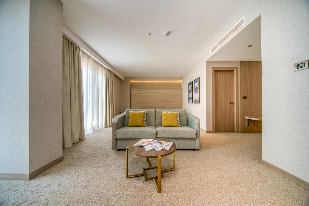 Hotel AMI Budva Petrovac