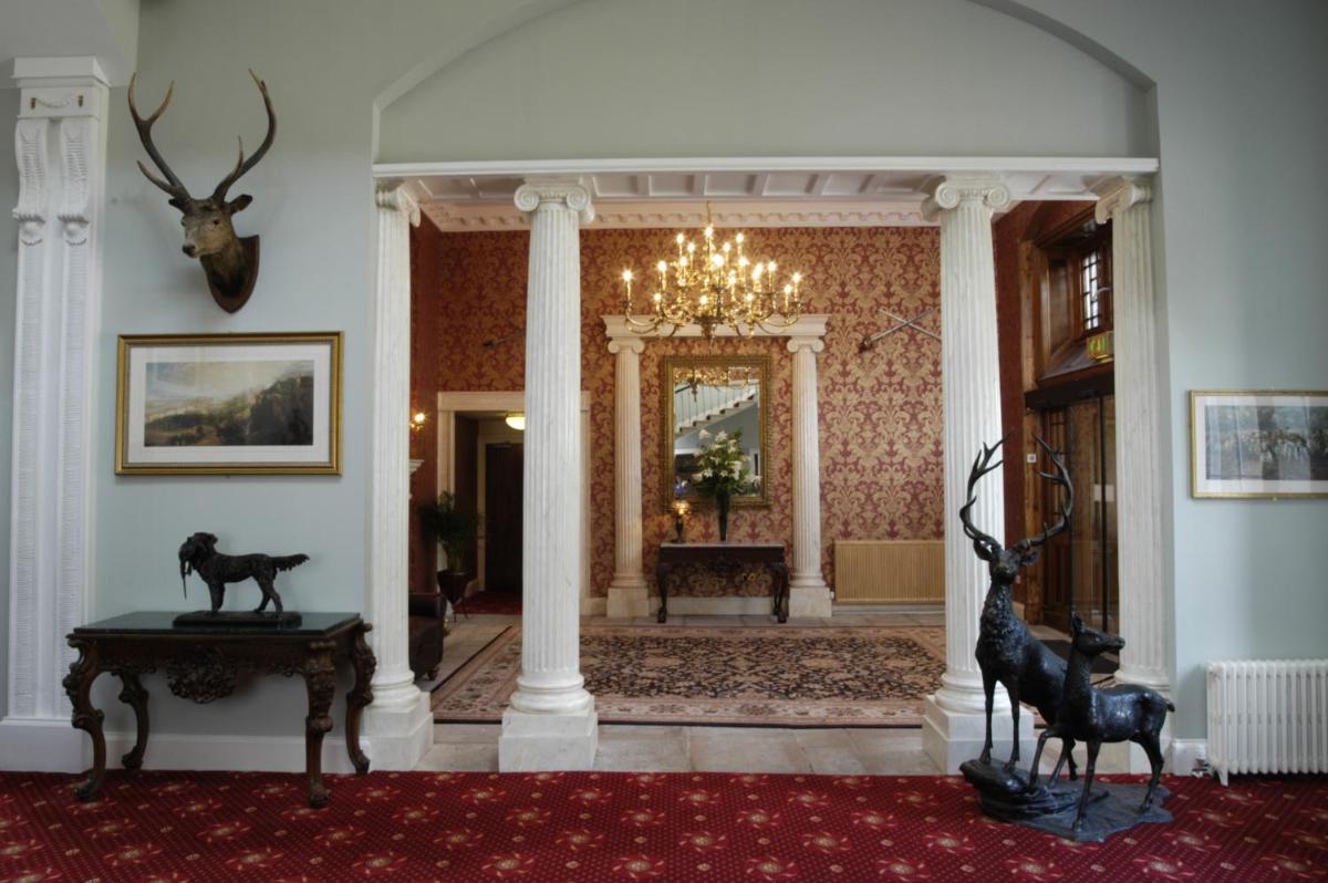 Melville Castle