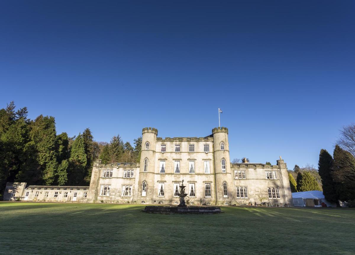 Melville Castle