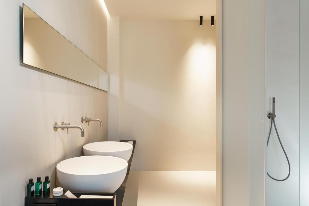 Meo Design Suites & Spa