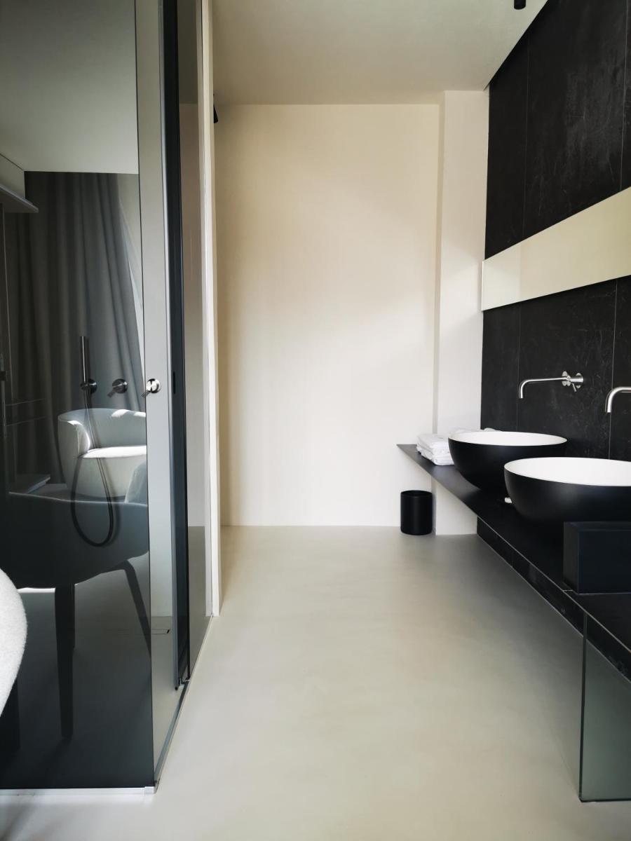 Meo Design Suites & Spa