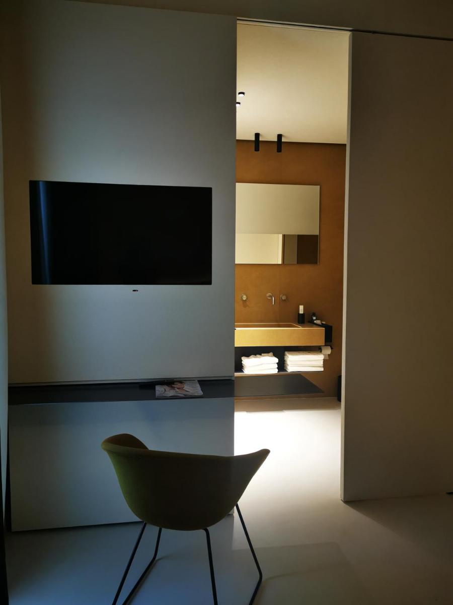 Meo Design Suites & Spa