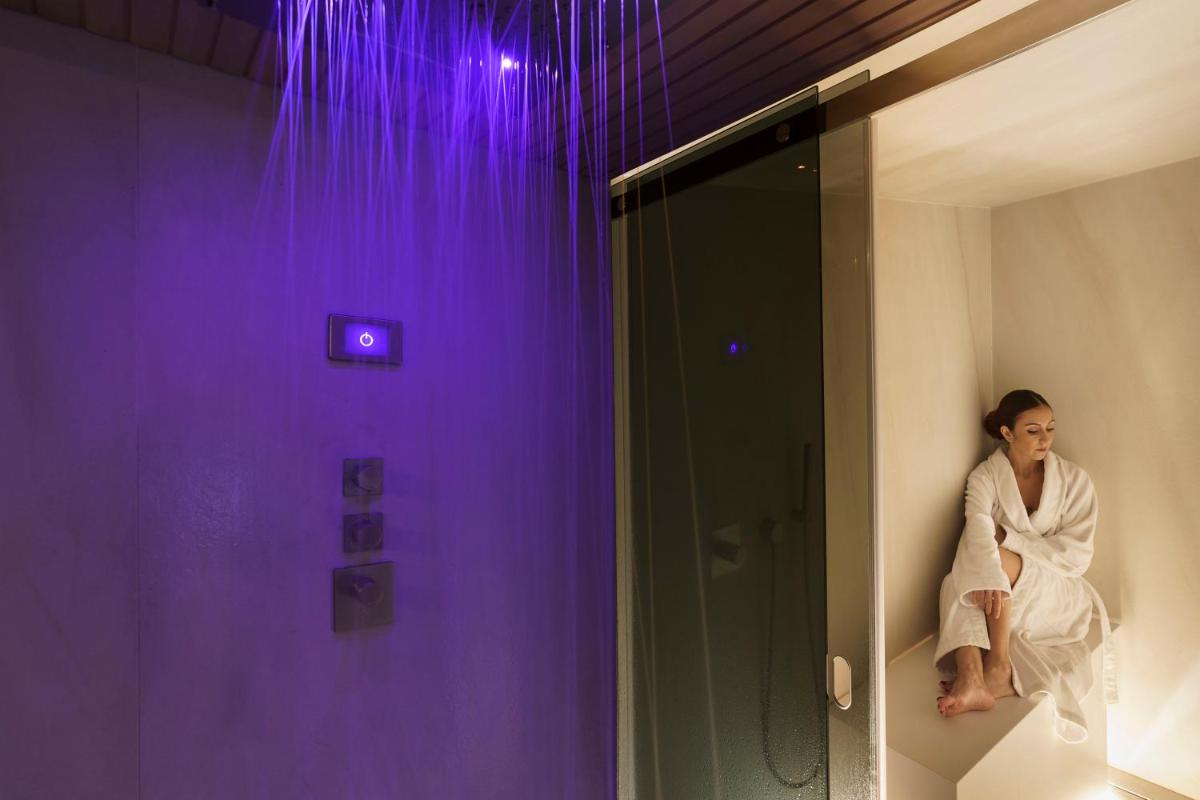 Meo Design Suites & Spa