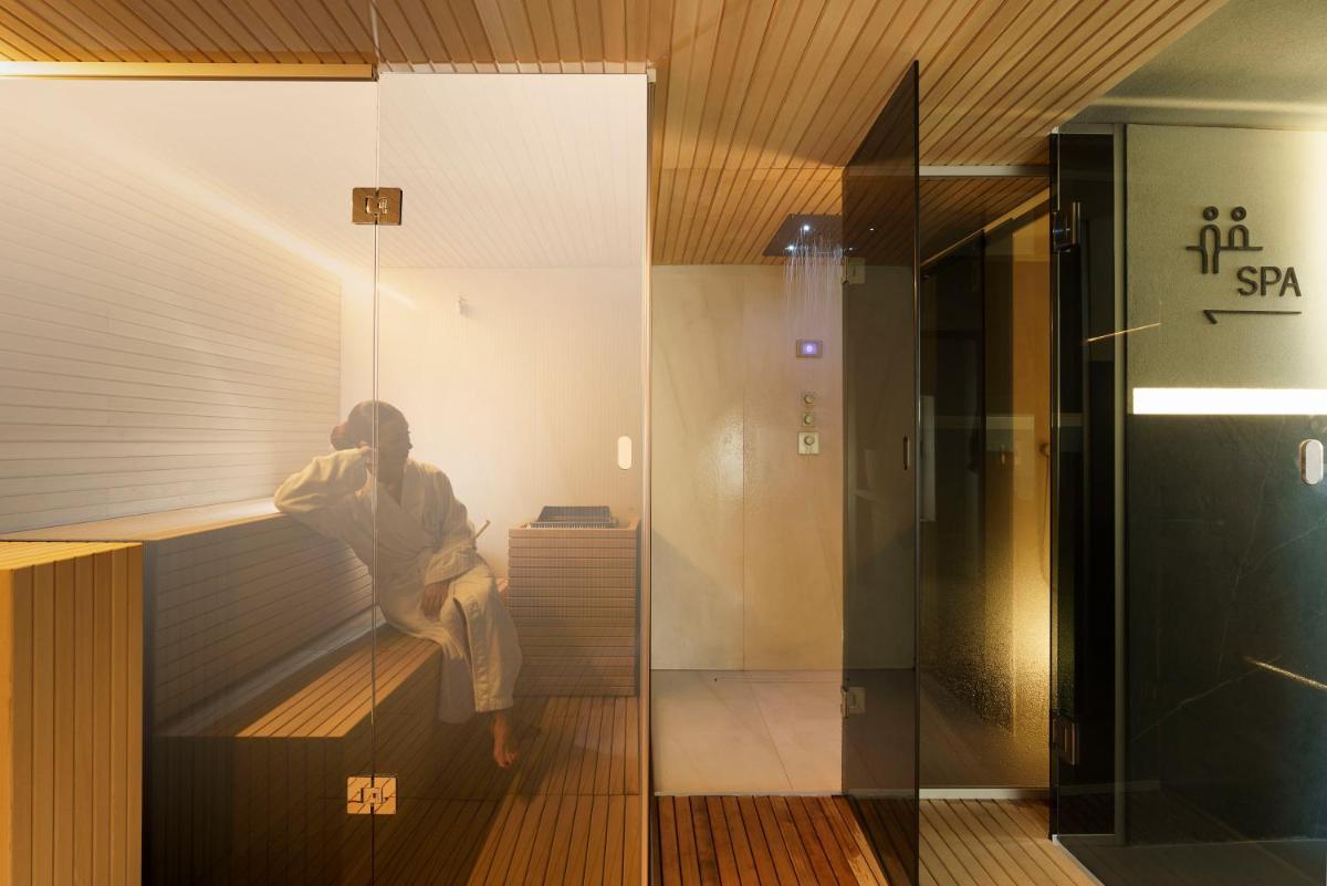 Meo Design Suites & Spa