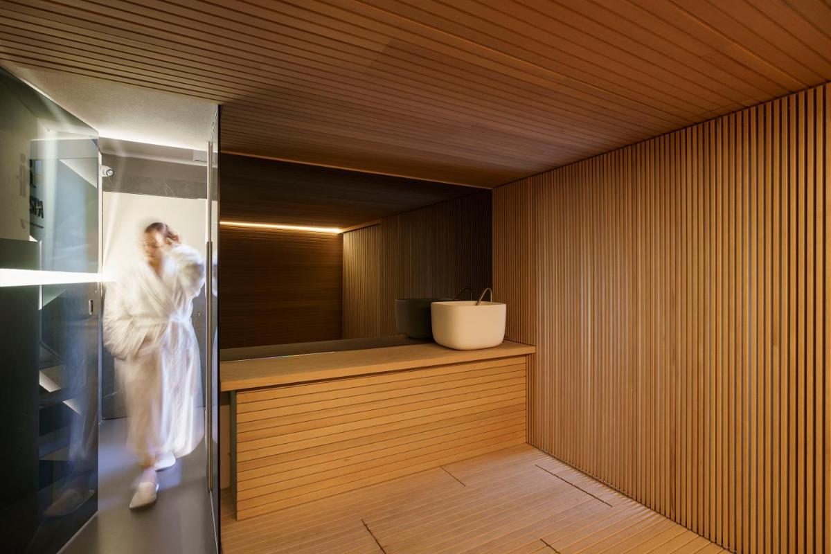 Meo Design Suites & Spa