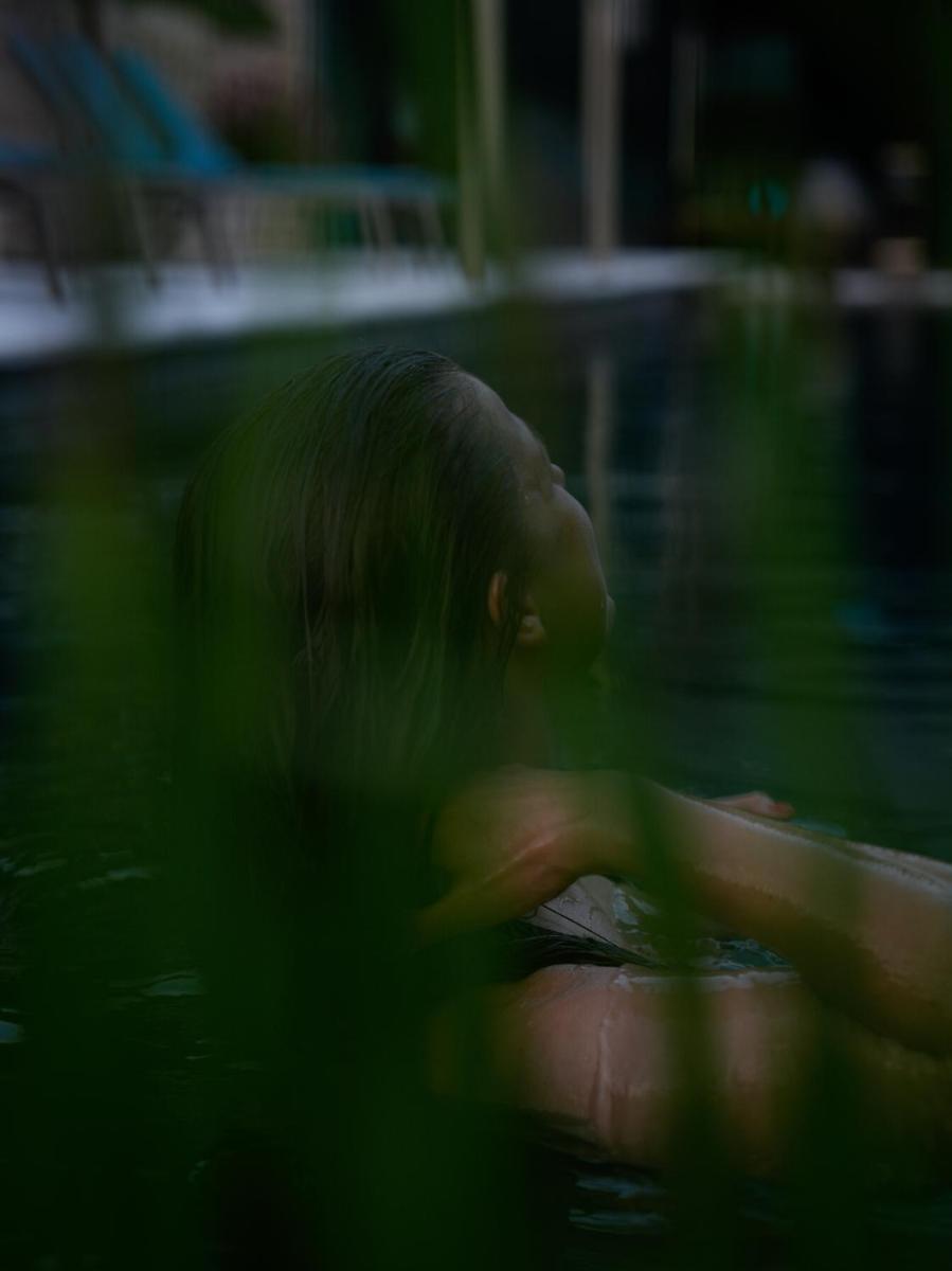 Merangardenvilla adults only