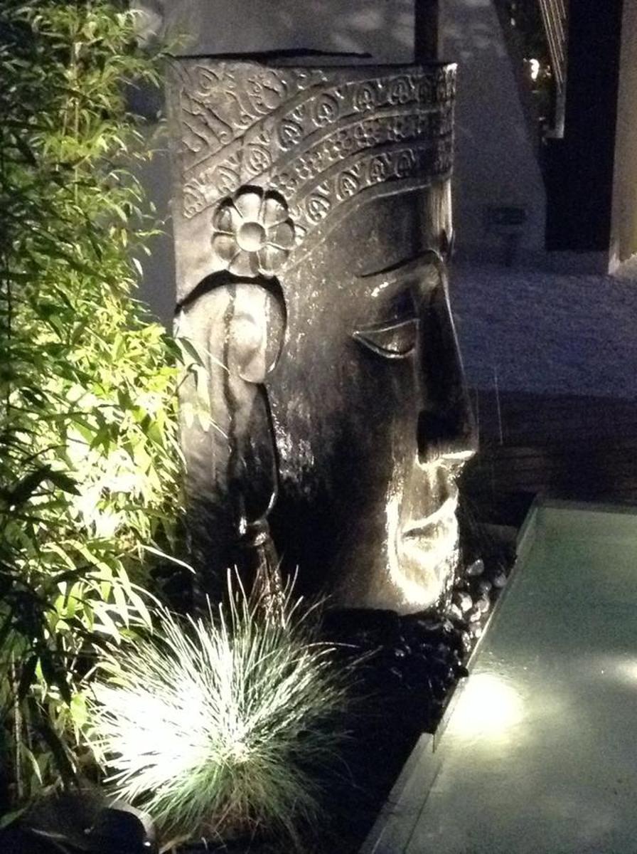 Merangardenvilla adults only