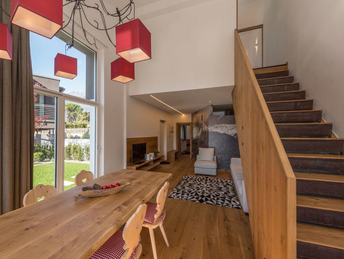 Merangardenvilla adults only