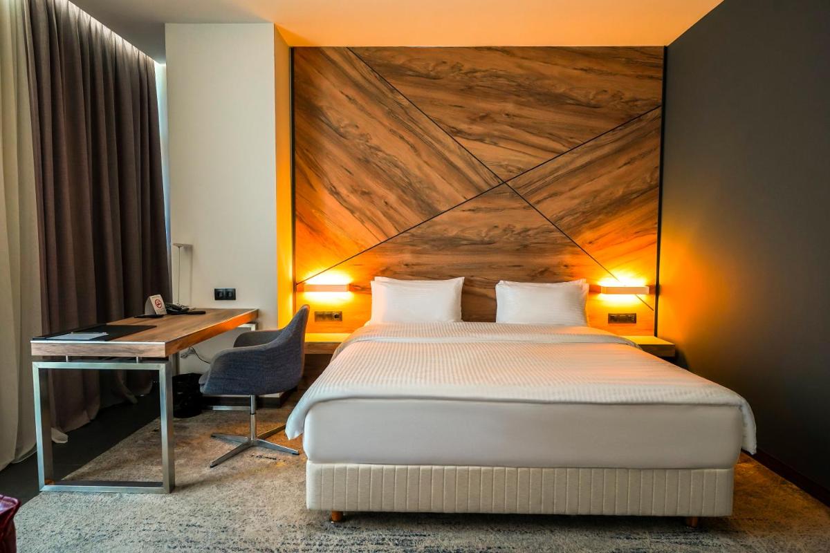 Messier 53 Hotel Yerevan