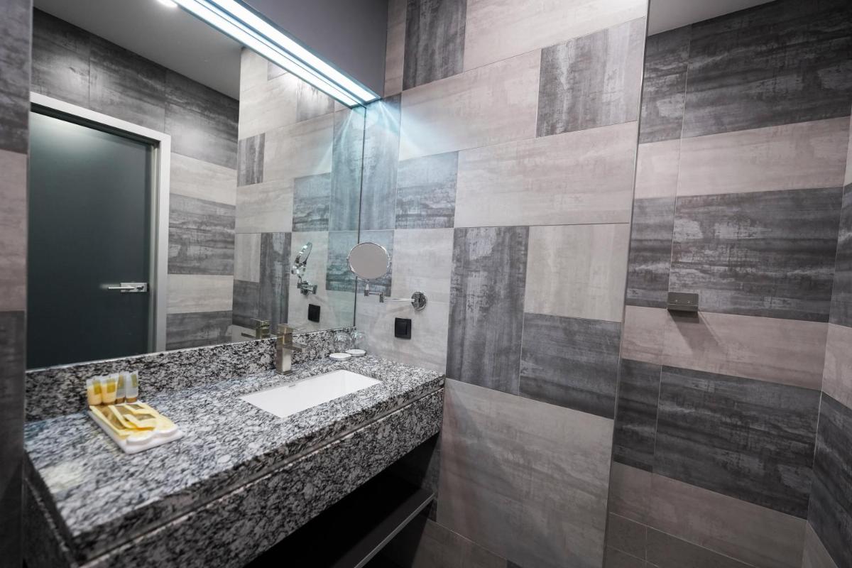 Messier 53 Hotel Yerevan