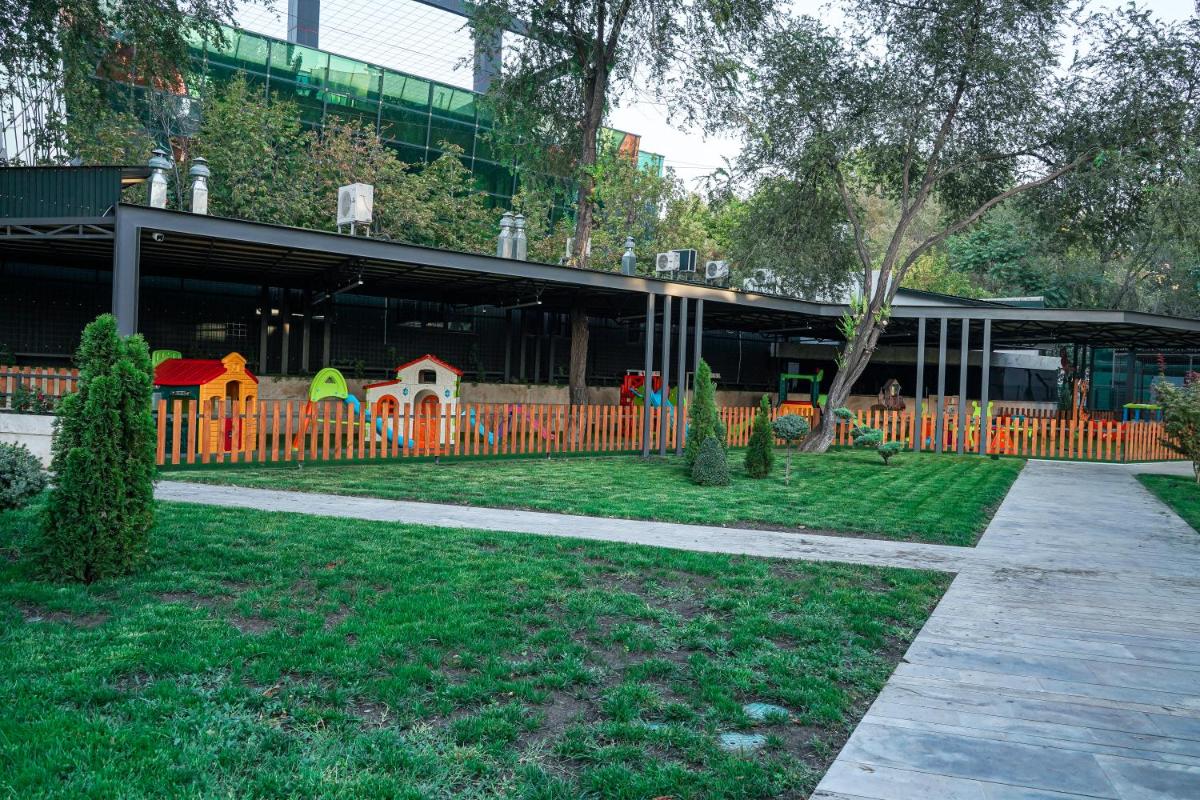 Messier 53 Hotel Yerevan