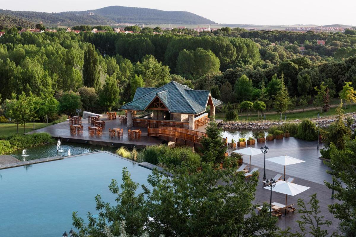 Michlifen Resort & Golf