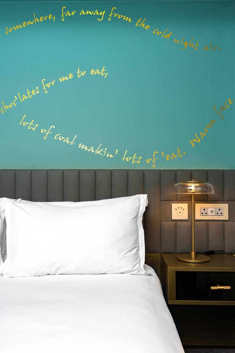 Middle Eight - Covent Garden - Preferred Hotels and Resorts