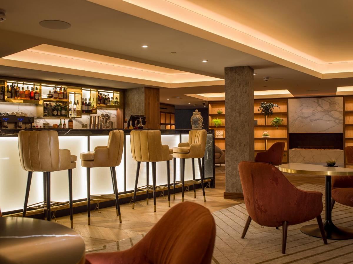 Middle Eight - Covent Garden