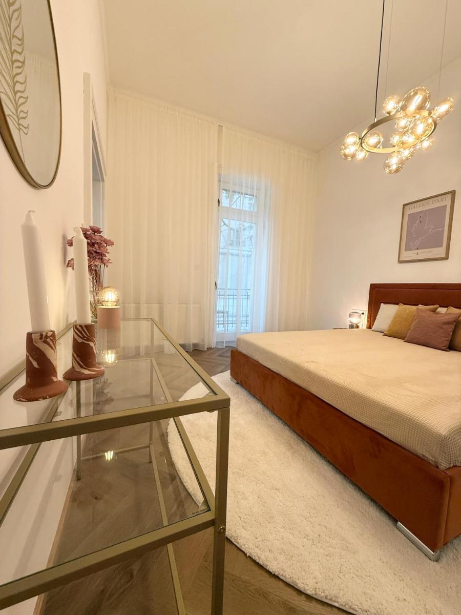 Mirage Medic Hotel