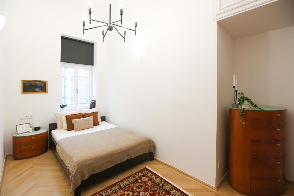 Mirage Medic Hotel