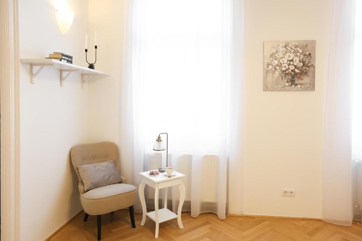 Mirage Medic Hotel