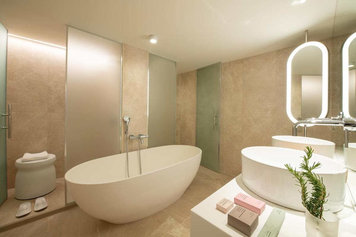 Mitsis Selection Rinela