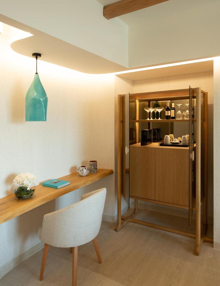 Mitsis Selection Rinela