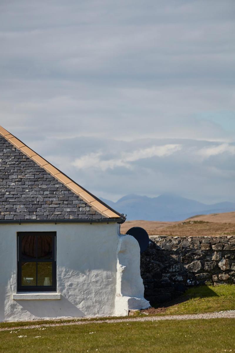 Monkstadt 1745 Restaurant with Rooms