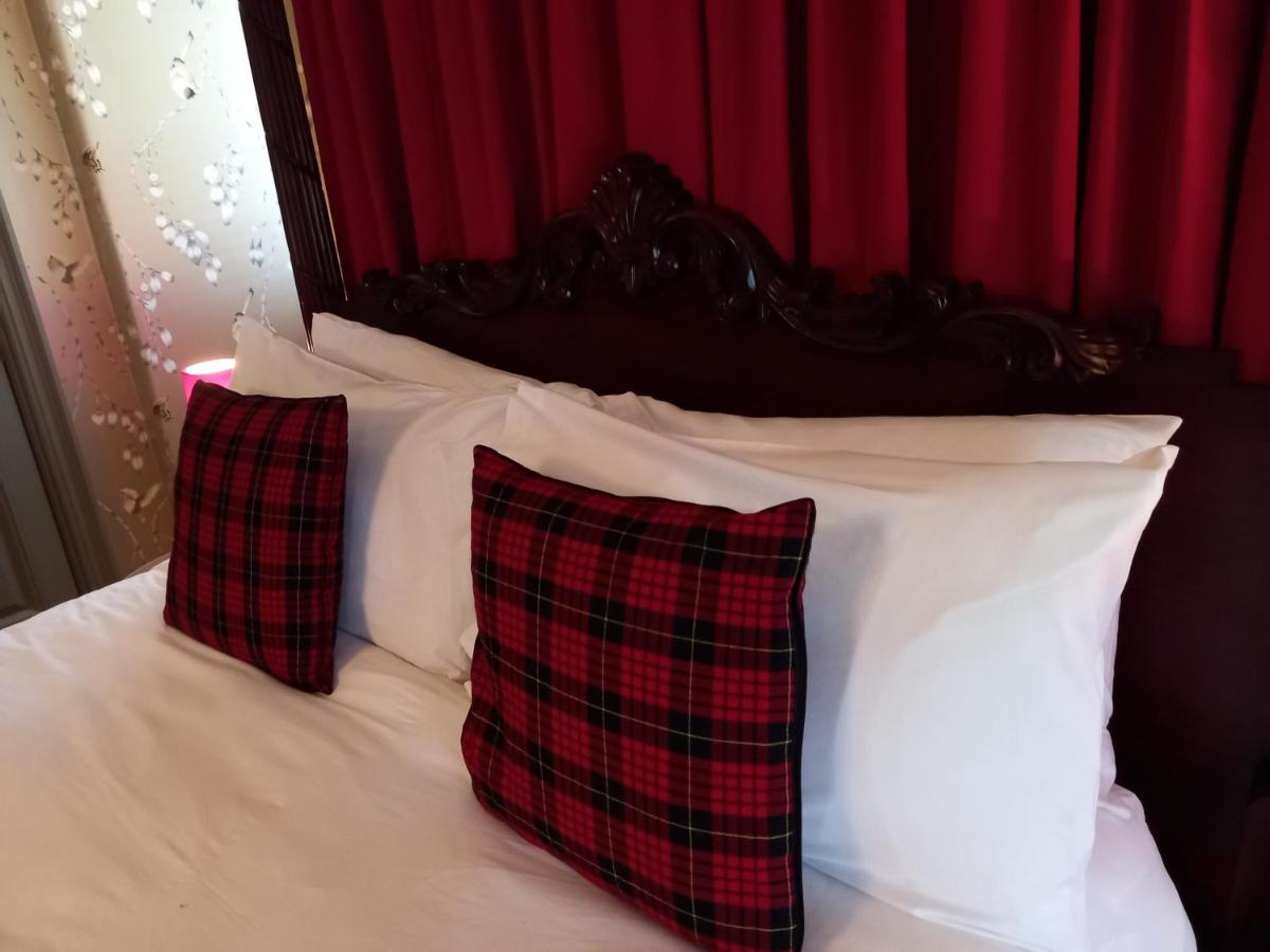 Monkstadt 1745 Restaurant with Rooms