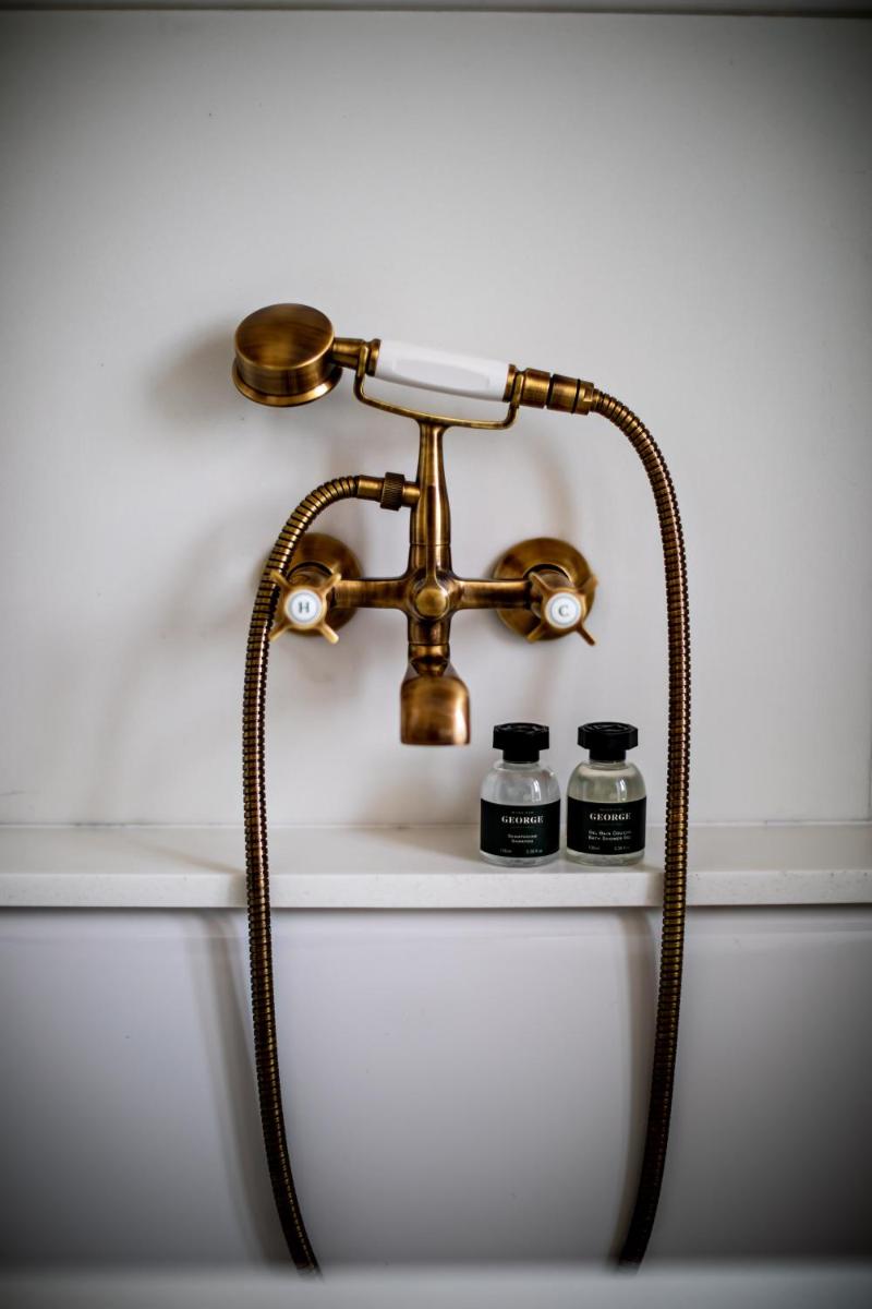 Monsieur George Hotel & Spa - Champs-Elysées