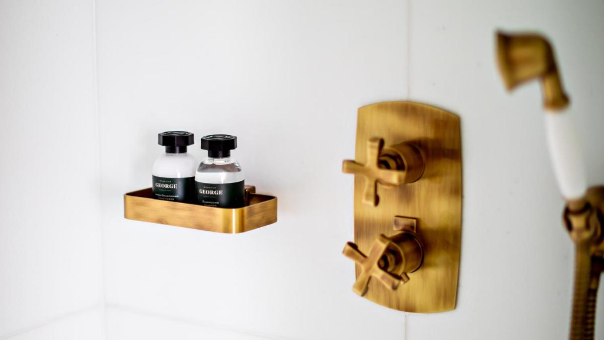 Monsieur George Hotel & Spa - Champs-Elysées