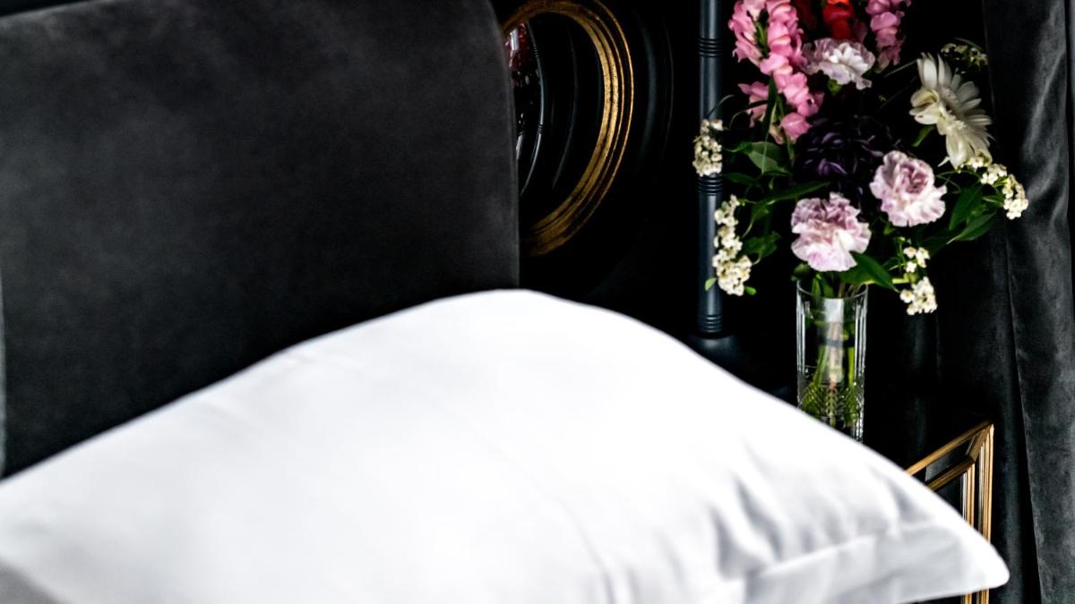 Monsieur George Hotel & Spa - Champs-Elysées