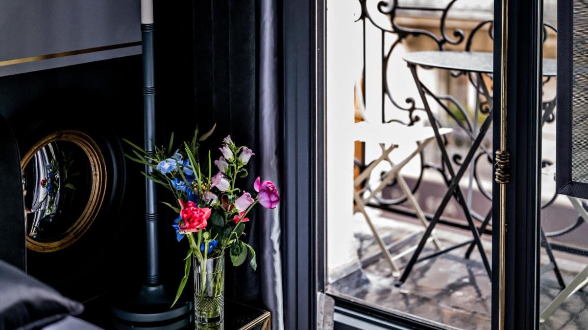 Monsieur George Hotel & Spa - Champs-Elysées