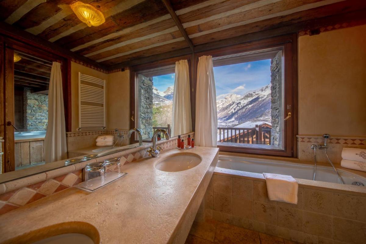Relais Mont Blanc Hotel & Spa