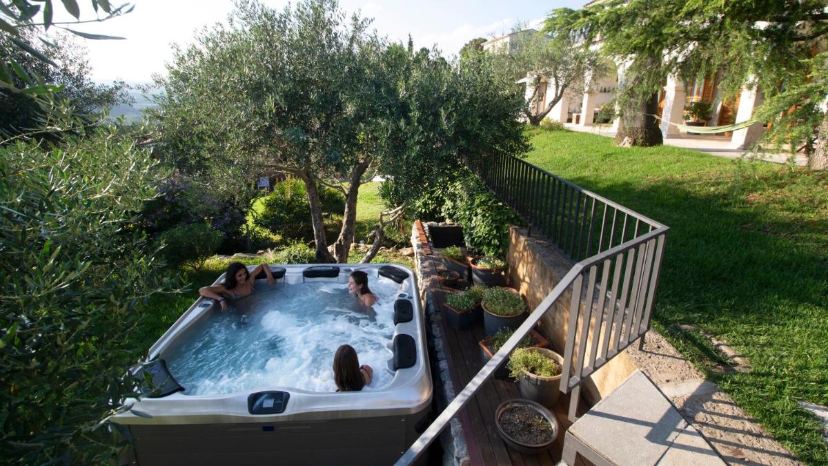 Villa Montjuic Girona