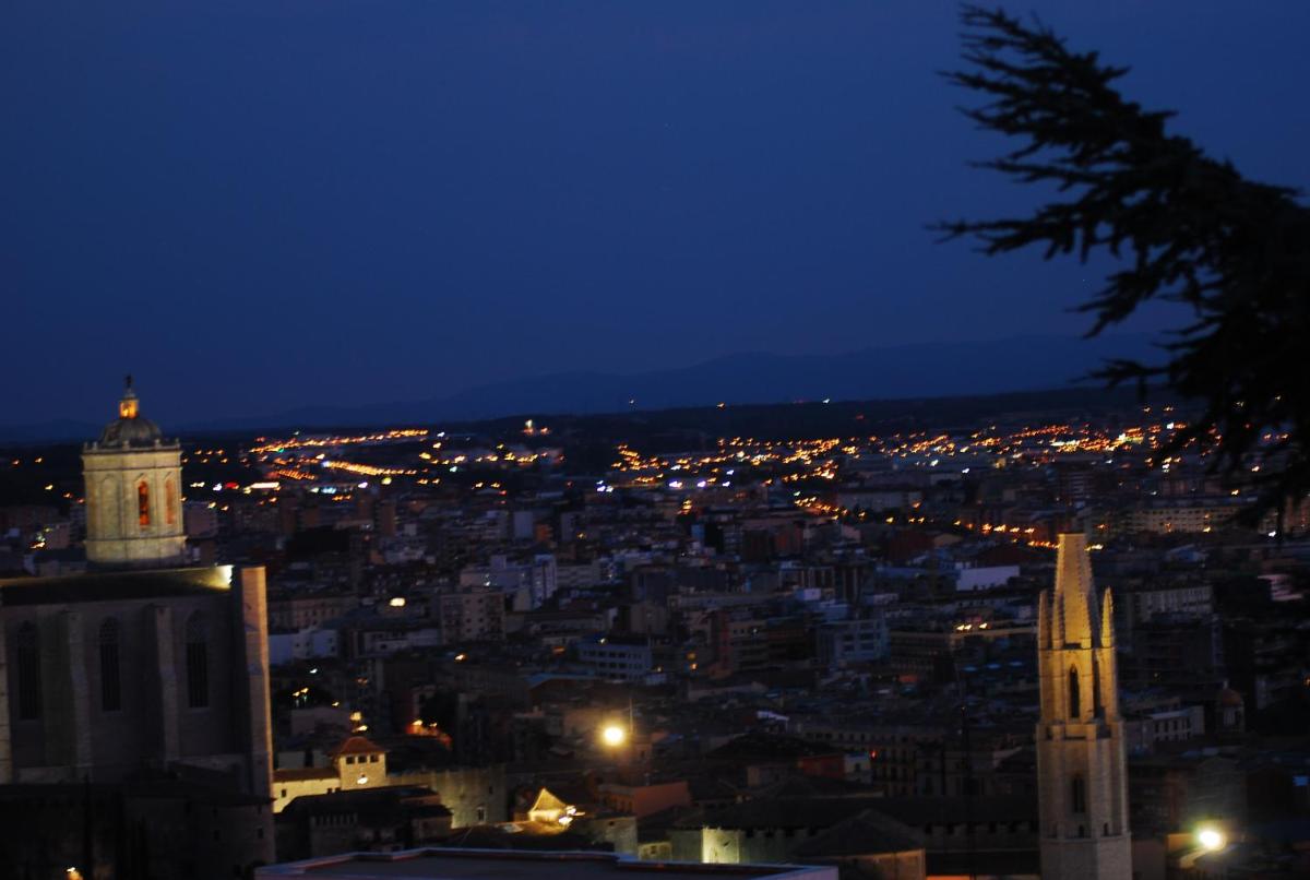 Villa Montjuic Girona