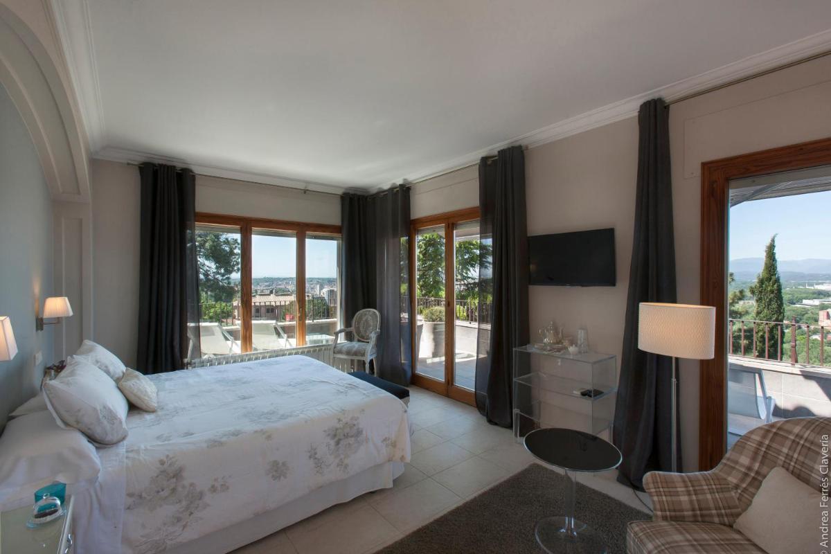 Villa Montjuic Girona