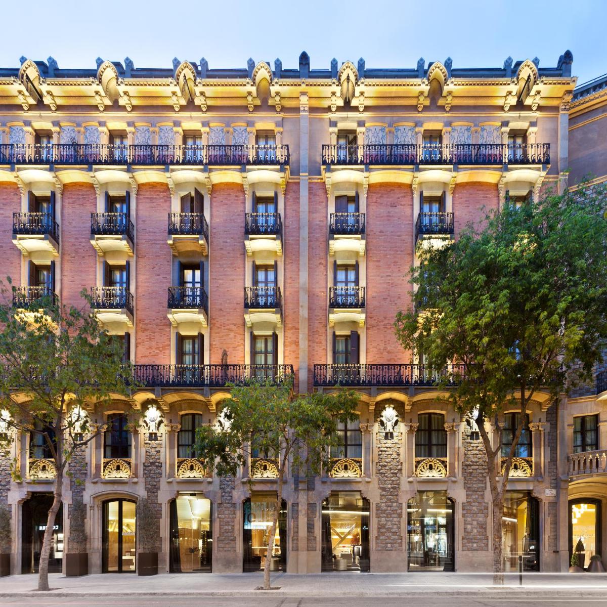 Monument Hotel