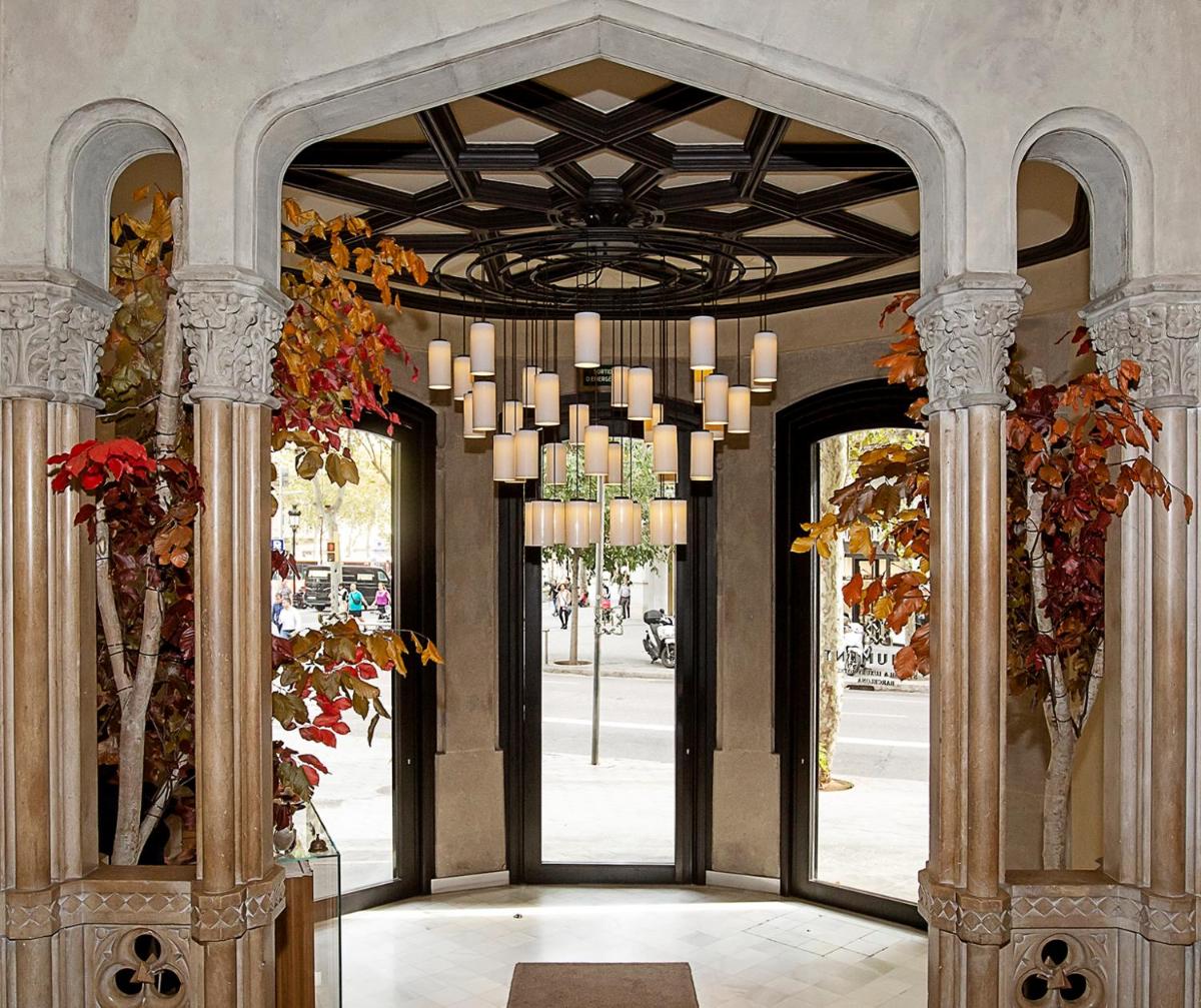 Monument Hotel