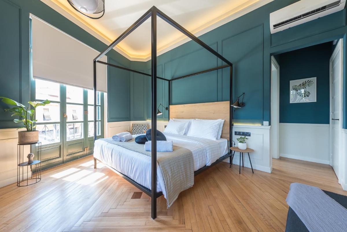 Moon And Stars Athens