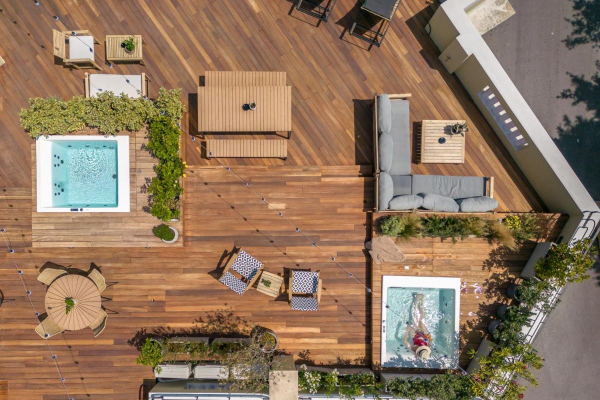 Moon And Stars Athens